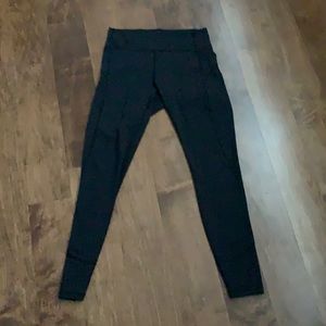 Black Lululemon leggings